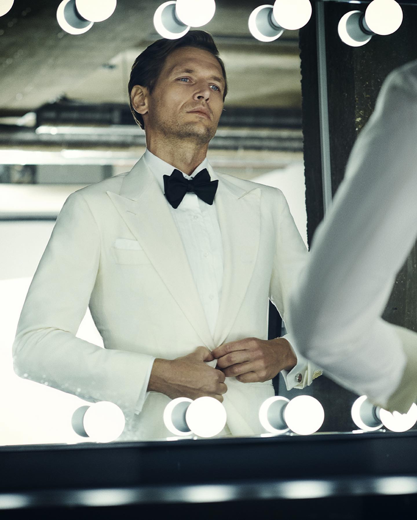 Maatkostuum man gemaakt van Scabal stof