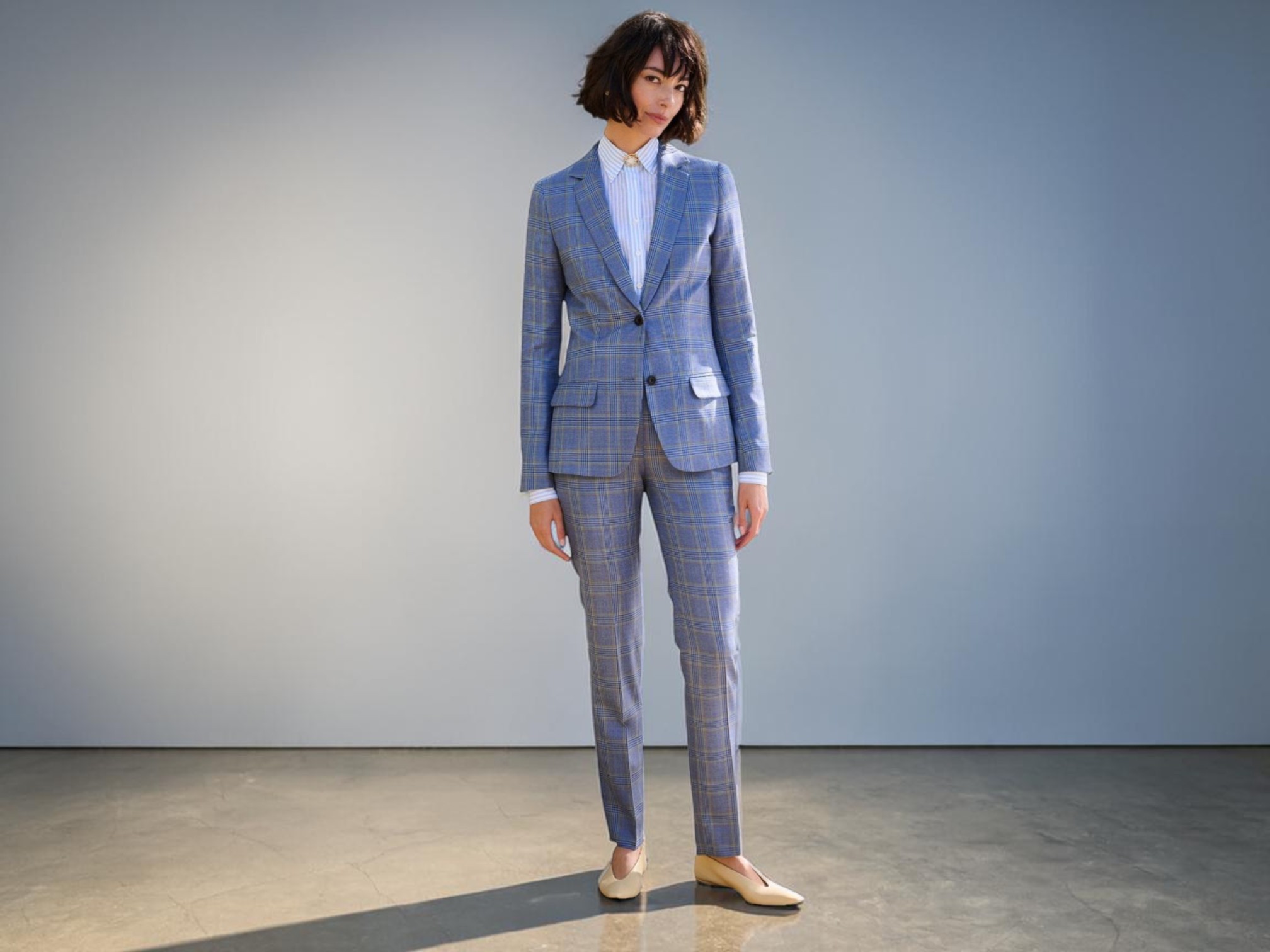 Welke stof voor een dames maatpak