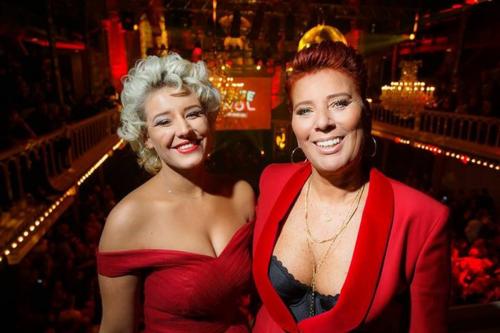 Smoking vrouw rood op maat gemaakt 