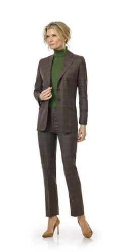 6 Maatpak , vrouwelijk en zakelijk gemaakt van Holland and Sherry wol met cashmire in blauwe ruit