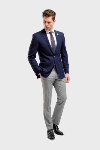 Blauw-zakelijk-colbert-op-maat-gemaakt