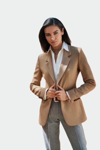 Blazer-op-maat-dames-camel
