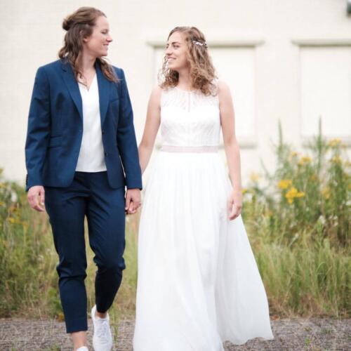 Broekpak-lesbische-bruid