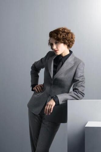 Broekpak-zakelijk-vrouw grijs 