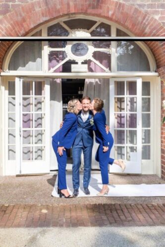 Bruidspak-man-en-vrouw-op-maat-gemaakt