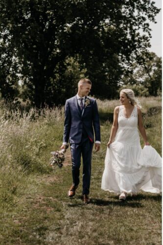 Bruidspak-met-gilet-op-maat-gemaakt 