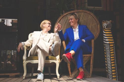 Bruidspak gemaakt voor huwelijk Ann  Annick in koningsblauw en off white (1)