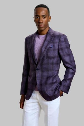 Colbert-met-witte-pantalon-op-maat-van-Scabal-paars-ruit