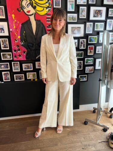 Contact-het-PAKhuys-Leusden-Dames-en-heren-maatpakken