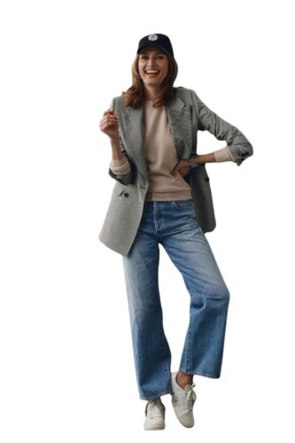 Dames-blazer-stoer-op-maat-gemaakt-van-Holland-and-Sherry-stoffen-Photoroom