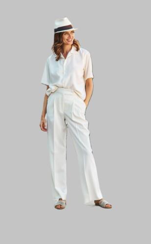 Dames-maatblouse-met-korte-mouwen-wit