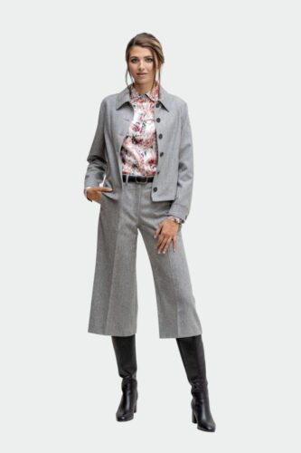 Dames-maatkostuum-met-broek-rok