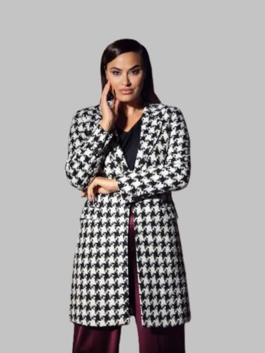 Lang colbert vrouw gemaakt van h and S stof 