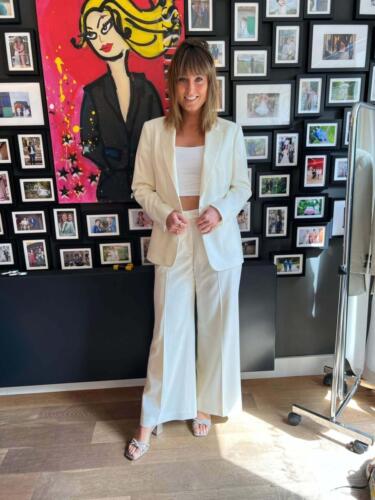 Dames-maatkostuum-wit