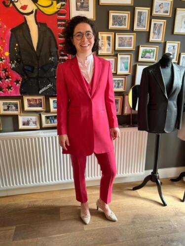 Dames-maatpak-met-lang-colbert