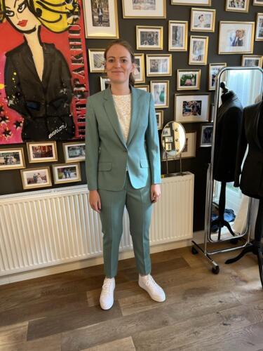Dames-maatpak-zacht-groen