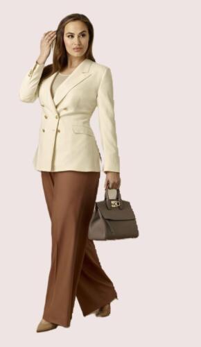 Dames-maatpak-zakelijk-gebroken-wit-met-bruin 