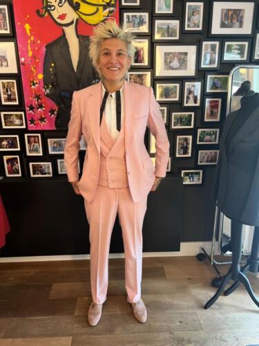 Dames-smoking-in-roze