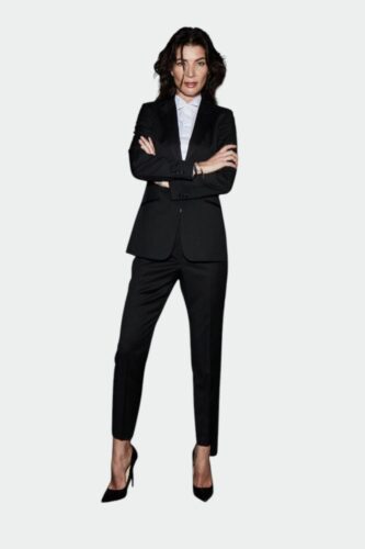 Klassieke dames-smoking-zwart-op-maat-gemaakt 