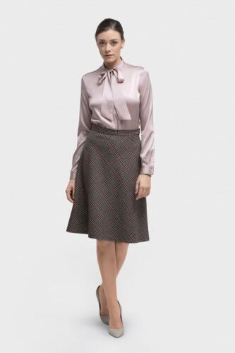 Feestelijke-vrouwelijk-blouse-op-maat-gemaakt-