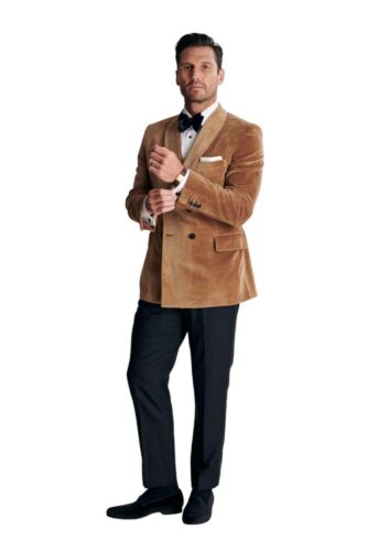 Fluwelen-smoking-op-maat-gemaakt