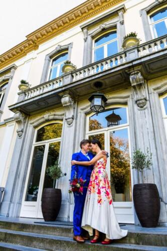 Helder-blauw-3-delig-dames-trouwpak-pak