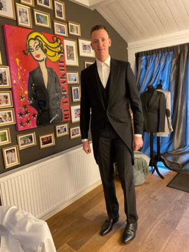 Jaquet-uitvaartbegeleider-op-maat