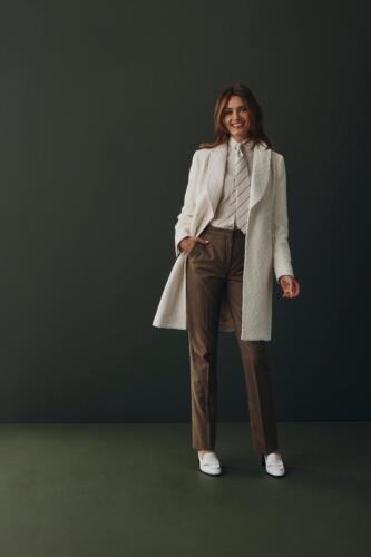 Lang-colbert-gemaakt-van-HS-boucle-off-white