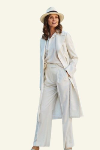 Lange-mantel-met-taille-vrouw-op-maat