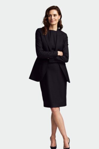 Mantelpak-zakelijk-vrouw-zwart-op-maat