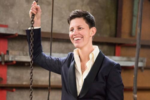 Nacht blauwe vrouwelijke smoking gemaakt voor Sandra in donkerblauwe coolwool met satijn afgwerkte kraag en knopen