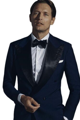 Smoking-blauw-op-maat-gemaakt-met-zijde-revers