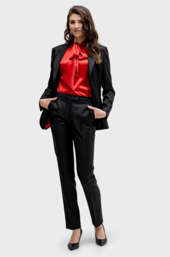 Smoking-blouse-met-strik-op-maat-gemaakt