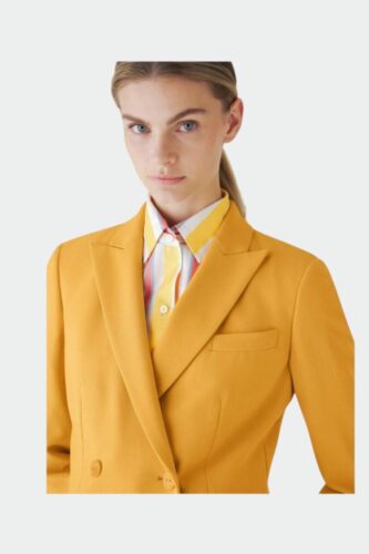 Smoking-vrouw-op-maat-gemaakt-geel