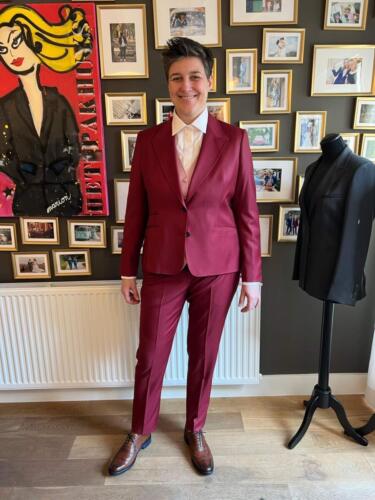 Smoking-vrouw-op-maat-gemaakt-rood