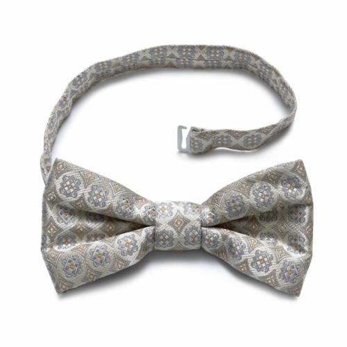 Smoking strik op maat gemaakt passend bij tailor made trouwkostuum