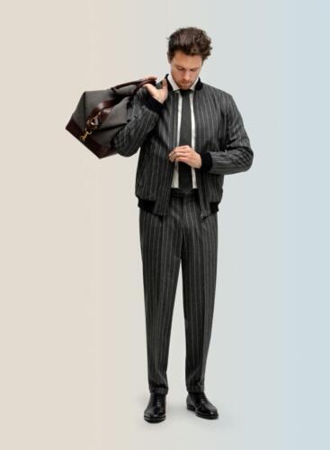 Sportief-pak-op-maat-met-bomber-jasje