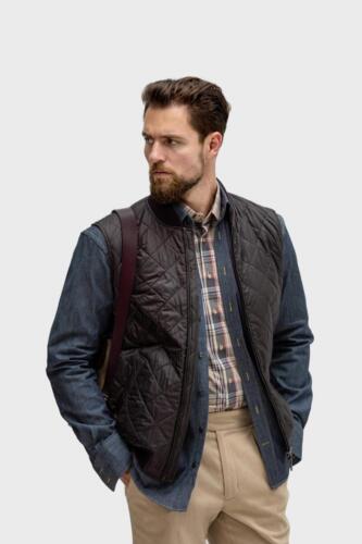 Sportief-sjieke-bodywarmer-op-maat