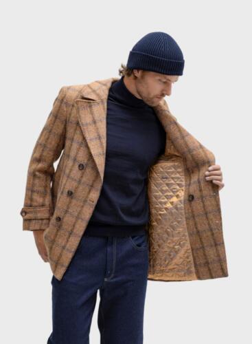 Sportief-warme-wollen-jas-op-maat