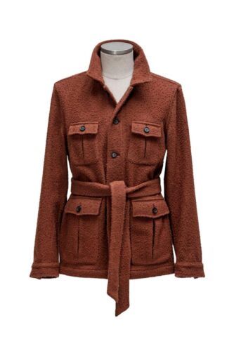 Sportieve-korte-dames-jas-op-maat-gemaakt 