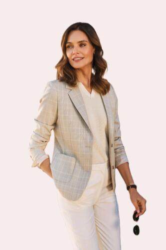 Stijlvol-dames-kostuum-op-maat-zakelijk-en-casual