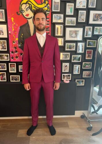 Trouwpak-bordeaux-rood-met-paisly-gilet (1)