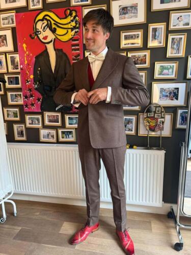 Trouwpak-met-gilet-bruin