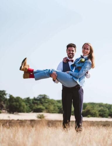 Trouwpakken-voor-mannen-en-vrouwen