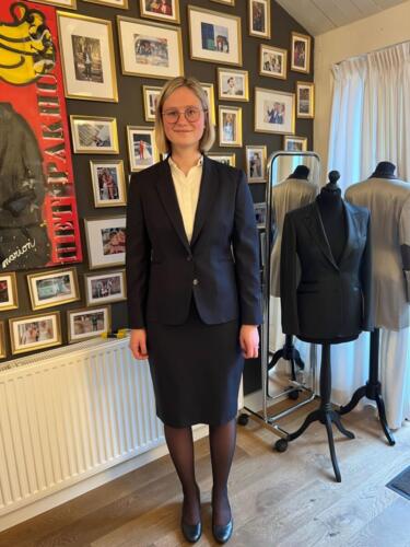 UItvaart-kleding-dames-op-maat-gemaakt