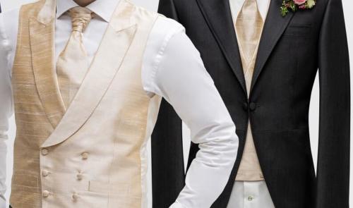 Uniek trouwkostuum met goudkleurig zijden gilet met oversluiting