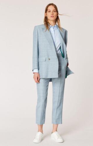 Vrouwelijk-broekpak-bruidspak-gemaakt-van-Loro-Piana-licht-blauw