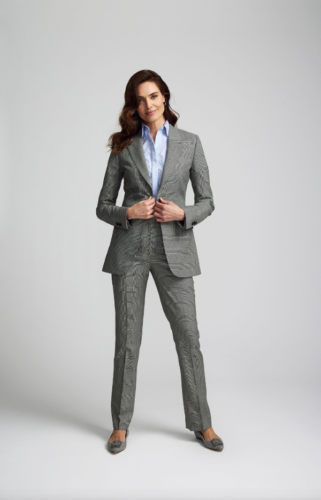Vrouwlijk-zakelijk-pak-op-maat-gemaakt-van-H-and-S-ruit-stof