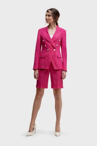 Zakelijk-dames-kleding-op-maat-met-korte-broek