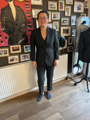 Zakelijk-dames-maatpak-promoveren